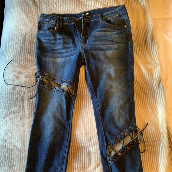 FASHION NOVA Sacred Hearts Club Skinny Jeans - Picture 6 of 10